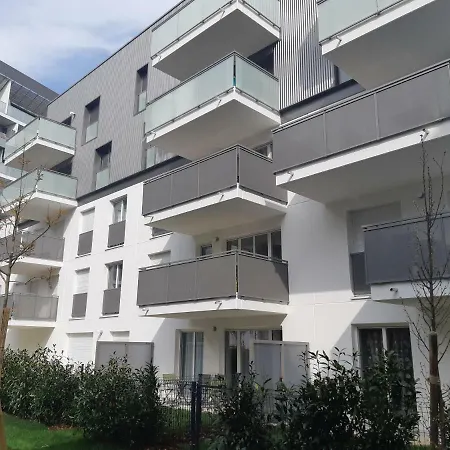 Le Carre Des Oiseaux Apartment *